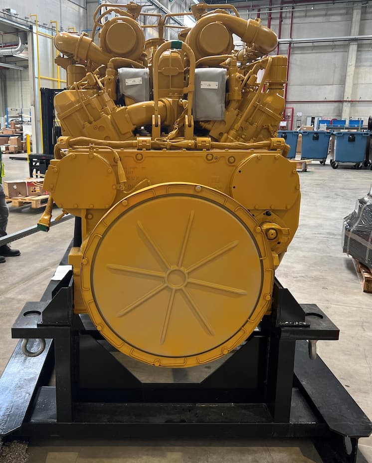 Livraison internationale : un moteur Caterpillar® 3516C neuf pour dumper 789D direction Dubaï